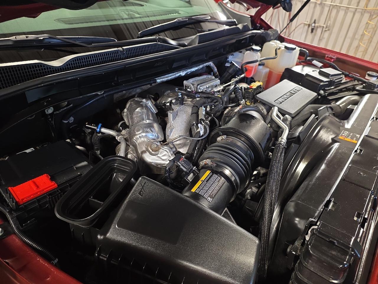 2022 GMC Sierra 2500HD AT4 Sand Lake NY