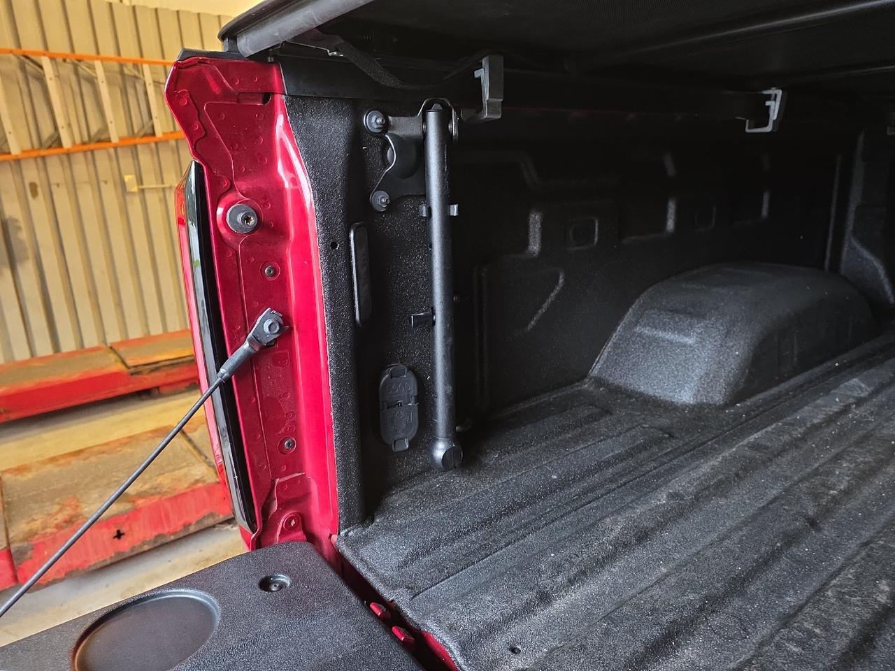 2022 GMC Sierra 2500HD AT4 Sand Lake NY
