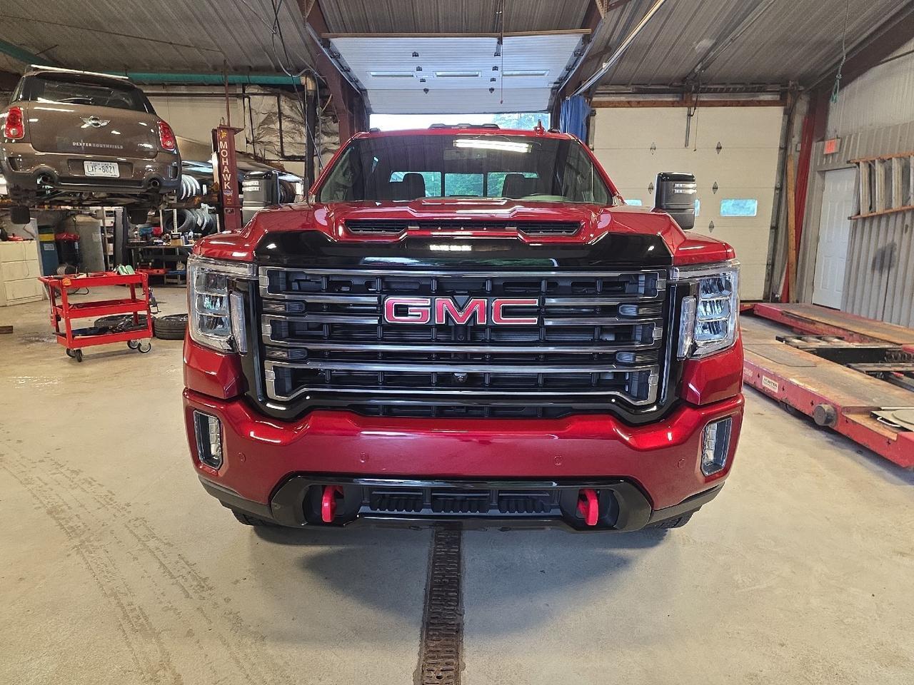 2022 GMC Sierra 2500HD AT4 Sand Lake NY