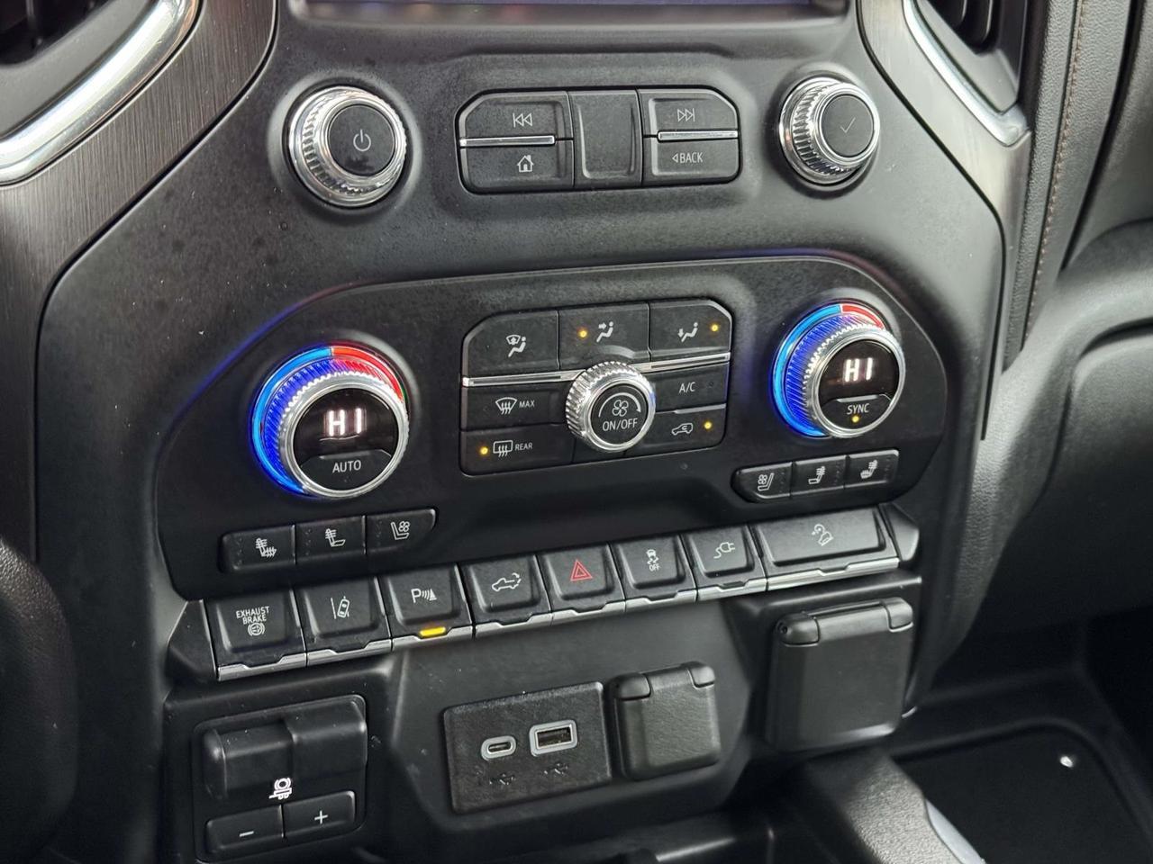 2022 GMC Sierra 2500HD AT4 Fredericksburg VA