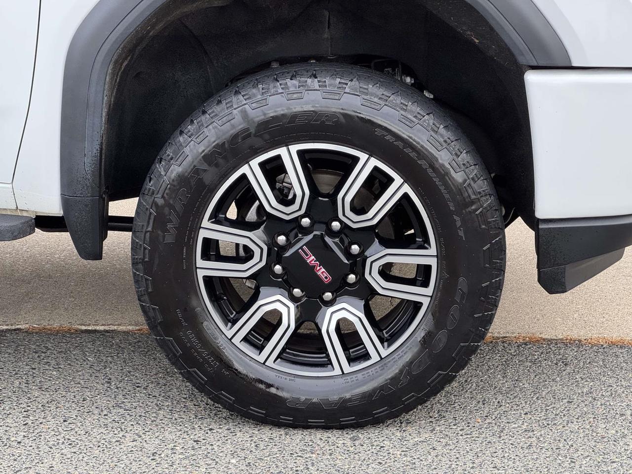 2022 GMC Sierra 2500HD AT4 Fredericksburg VA