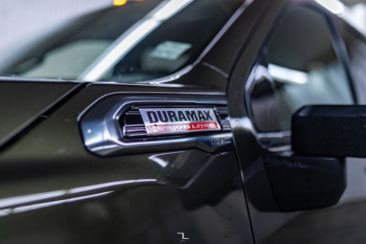 2022 GMC Sierra 3500HD 4x4 Crew Cab AT4 Diesel Leather Roof Nav Red Deer AB