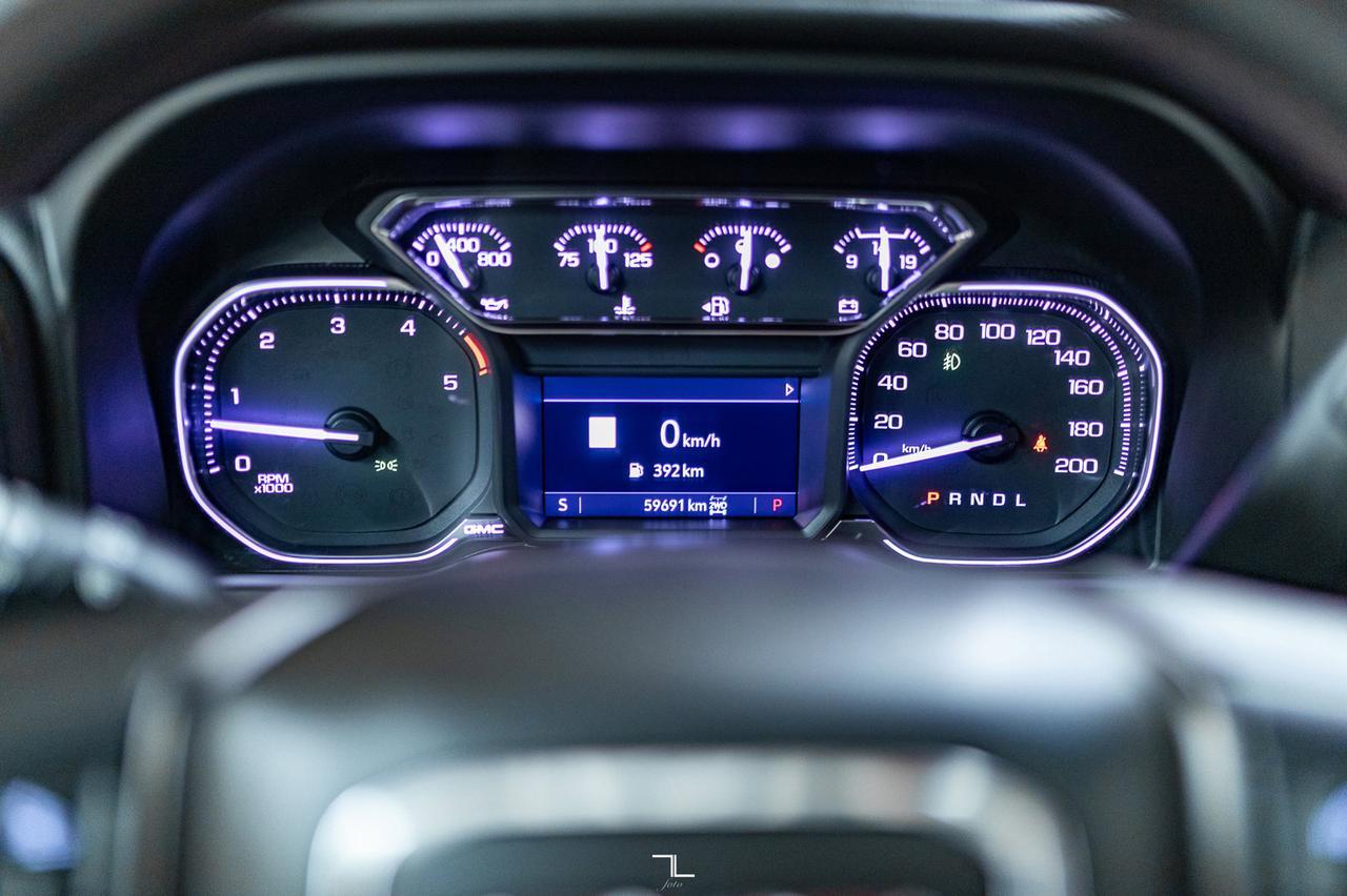 2022 GMC Sierra 3500HD 4x4 Crew Cab AT4 Diesel Leather Roof Nav Red Deer AB