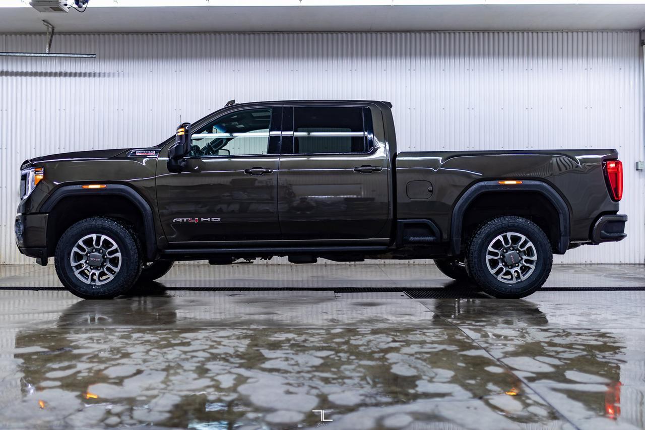 2022 GMC Sierra 3500HD 4x4 Crew Cab AT4 Diesel Leather Roof Nav Red Deer AB