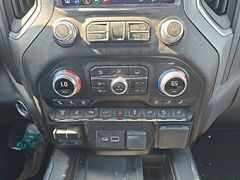 2022 GMC Sierra 3500HD 4x4 Crew Cab Denali SRW Fond du Lac WI