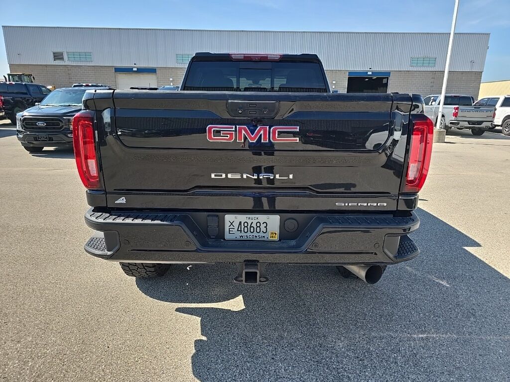 2022 GMC Sierra 3500HD 4x4 Crew Cab Denali SRW Fond du Lac WI