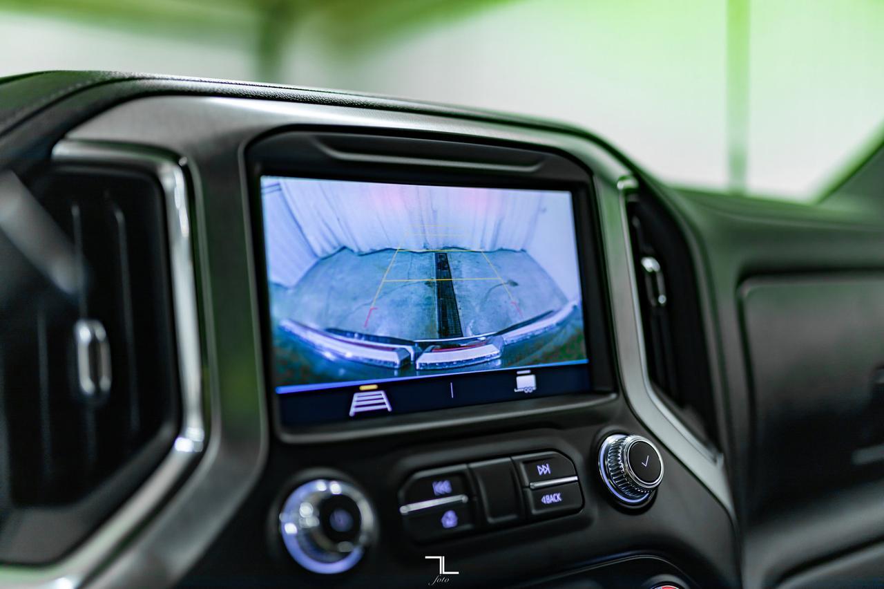 2022 GMC Sierra 3500HD 4x4 Crew Cab SLE Diesel BCam Red Deer AB