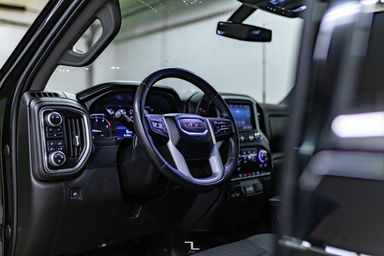 2022 GMC Sierra 3500HD 4x4 Crew Cab SLE Diesel BCam Red Deer AB