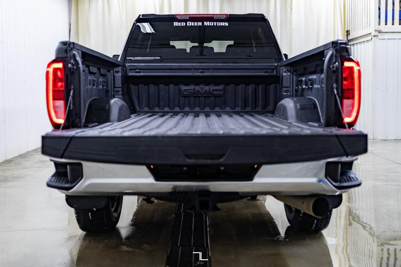 2022 GMC Sierra 3500HD 4x4 Crew Cab SLE Diesel BCam Red Deer AB
