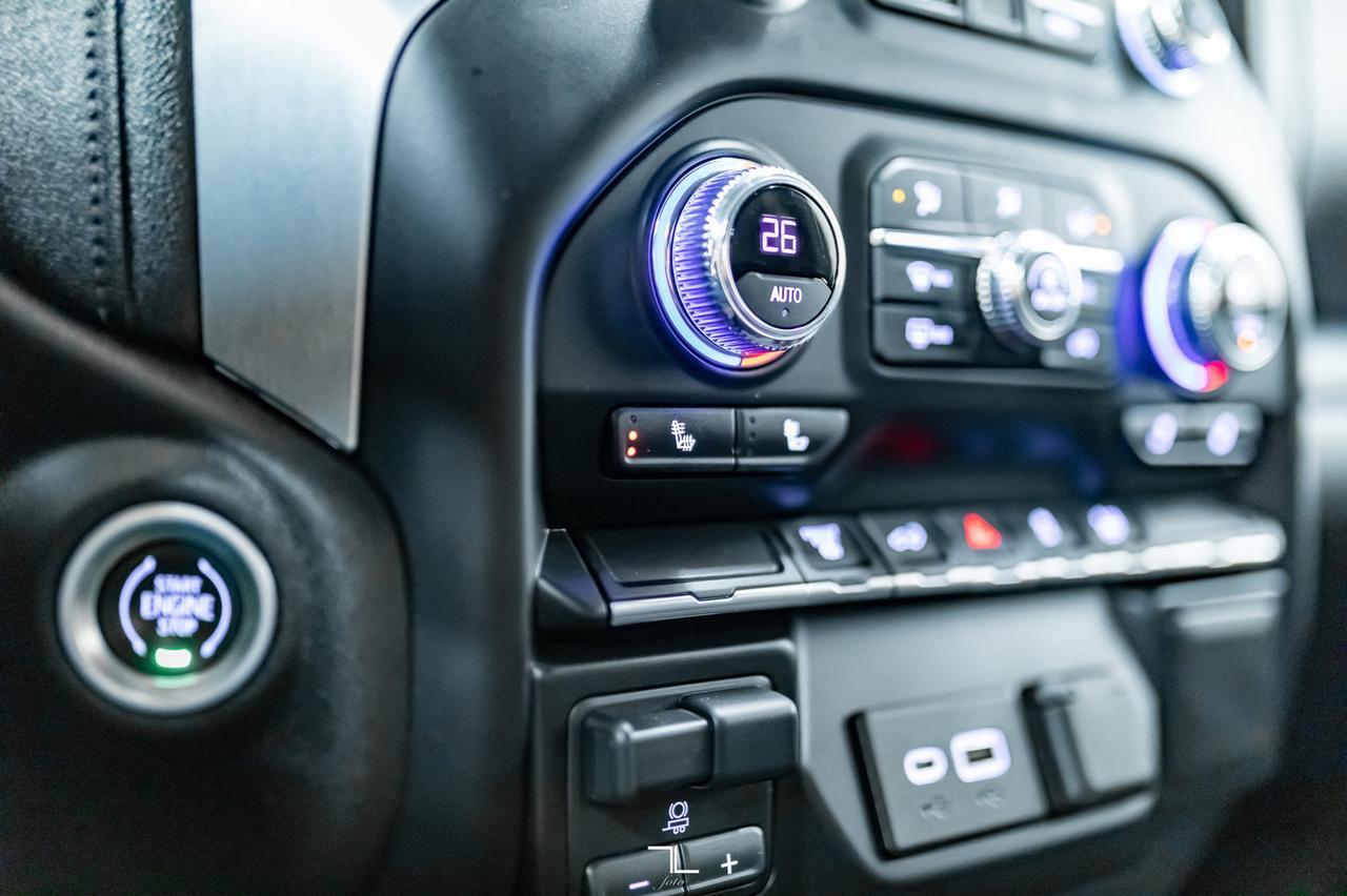 2022 GMC Sierra 3500HD 4x4 Crew Cab SLE Diesel BCam Red Deer AB