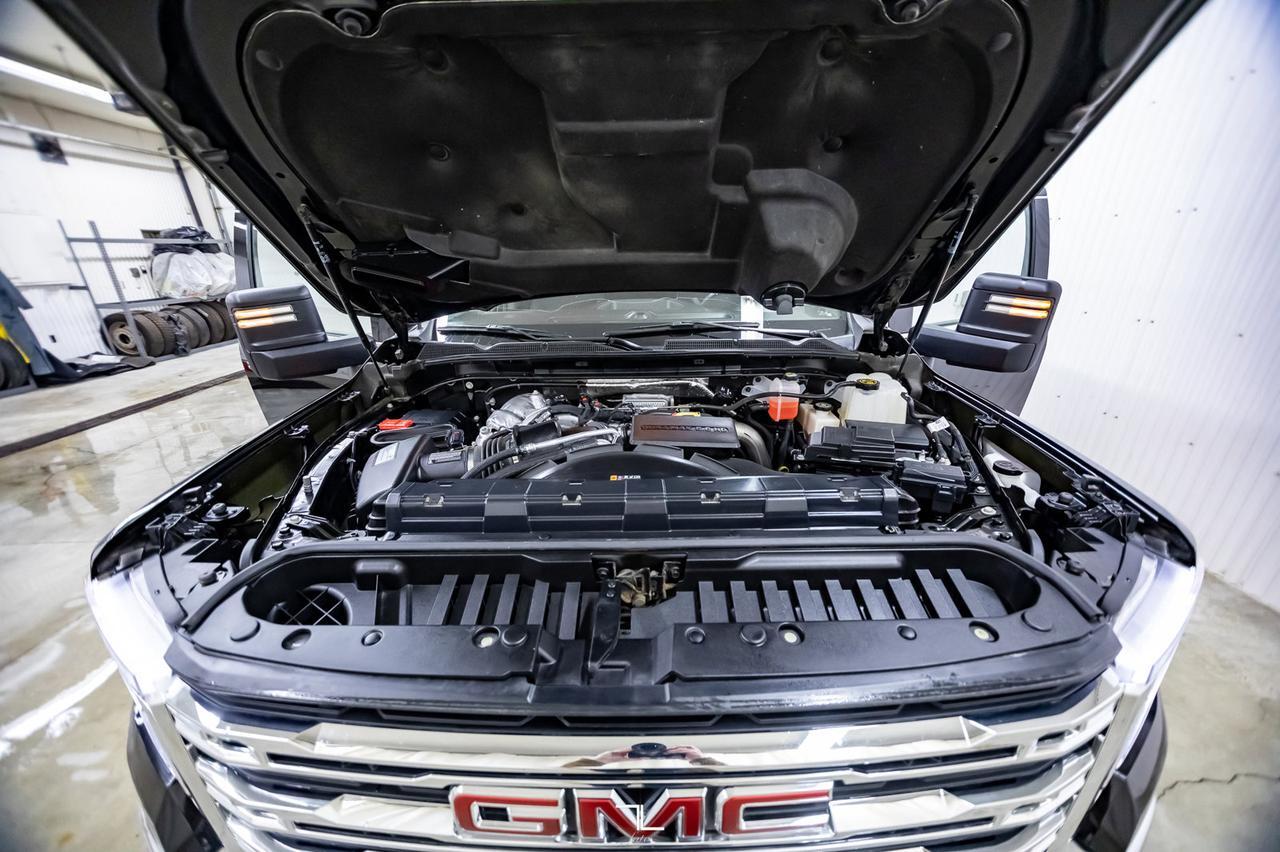 2022 GMC Sierra 3500HD 4x4 Crew Cab SLE Diesel BCam Red Deer AB