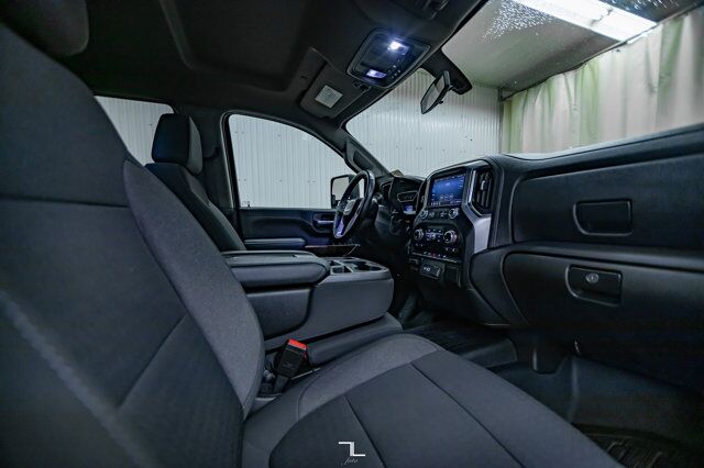 2022 GMC Sierra 3500HD 4x4 Crew Cab SLE Diesel BCam Red Deer AB