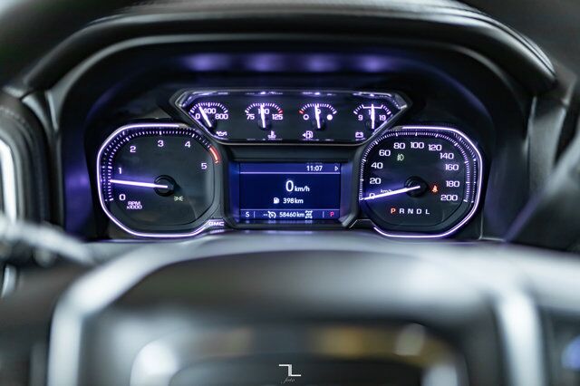 2022 GMC Sierra 3500HD 4x4 Crew Cab SLE Diesel BCam Red Deer AB