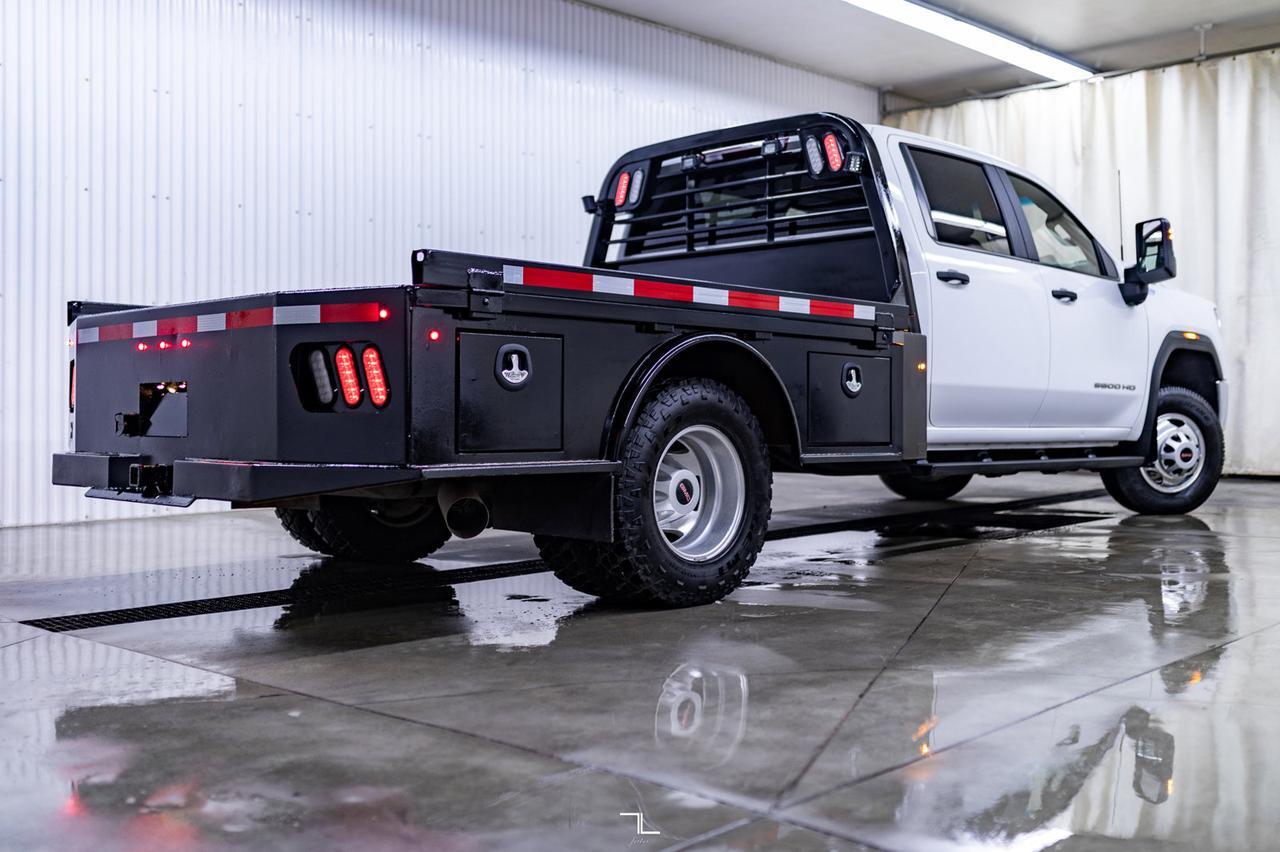 2022 GMC Sierra 3500HD 4x4 Crew Cab SLE Diesel Dually Deck Red Deer AB