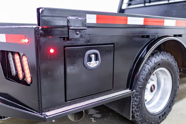 2022 GMC Sierra 3500HD 4x4 Crew Cab SLE Diesel Dually Deck Red Deer AB