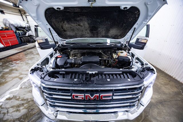 2022 GMC Sierra 3500HD 4x4 Crew Cab SLT Deck Leather BCam Red Deer AB