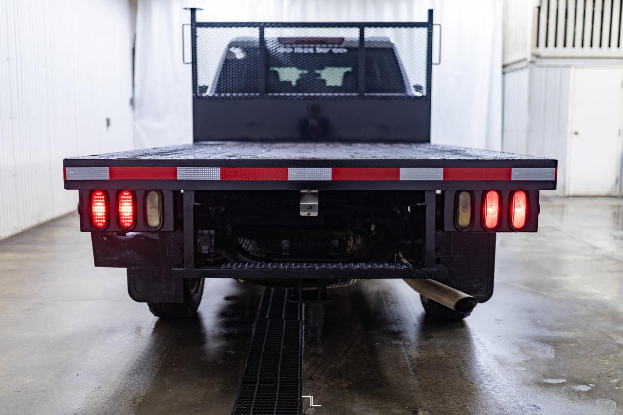 2022 GMC Sierra 3500HD 4x4 Crew Cab SLT Deck Leather BCam Red Deer AB