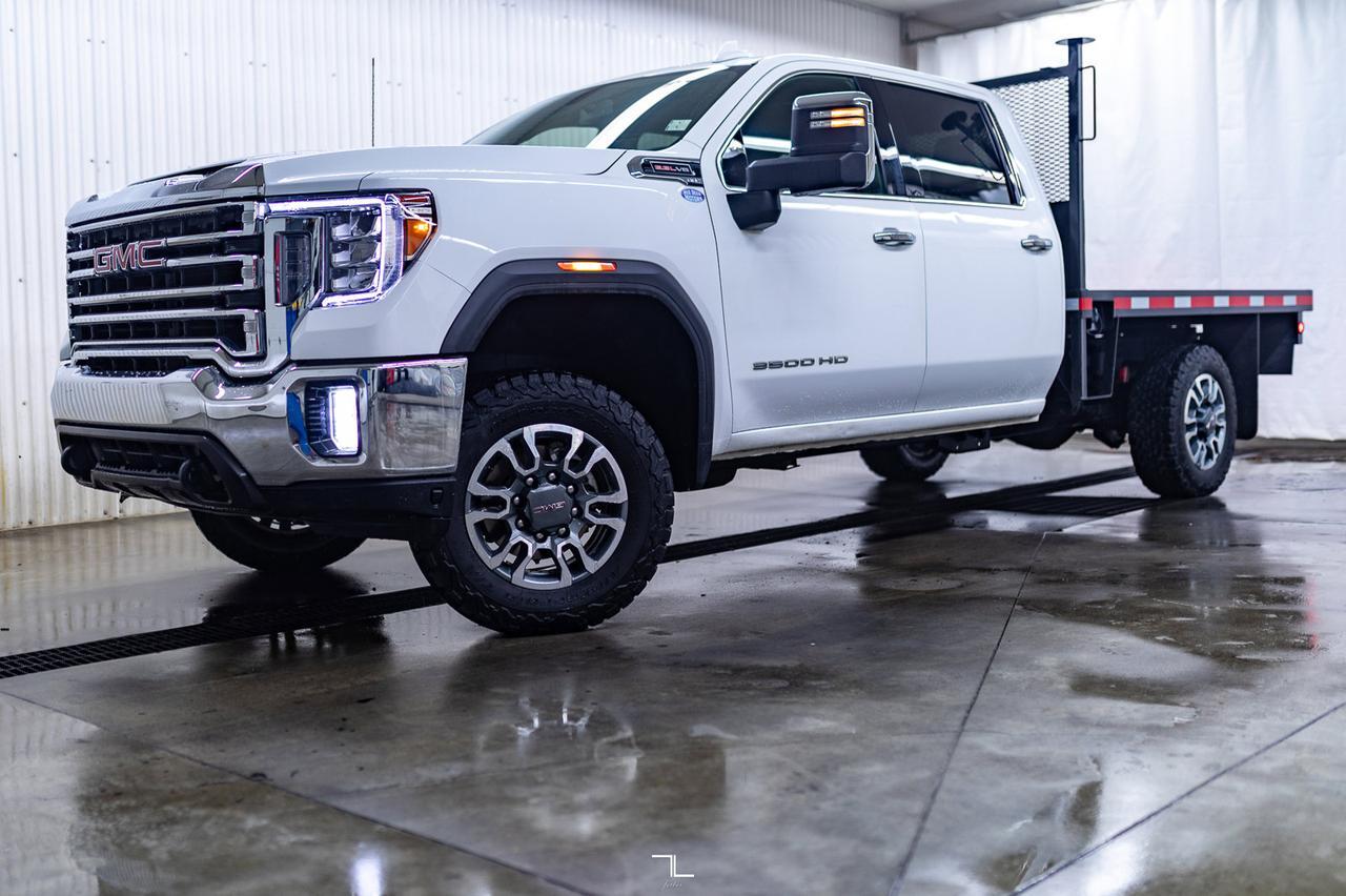 2022 GMC Sierra 3500HD 4x4 Crew Cab SLT Deck Leather BCam Red Deer AB