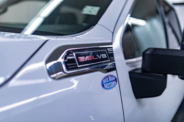 2022 GMC Sierra 3500HD 4x4 Crew Cab SLT Deck Leather BCam Red Deer AB