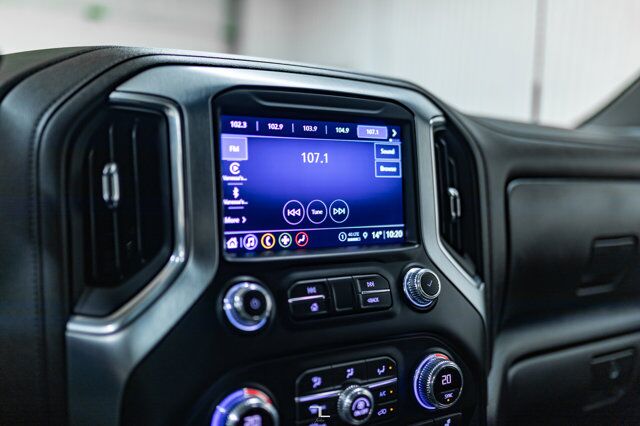 2022 GMC Sierra 3500HD 4x4 Crew Cab SLT Deck Leather BCam Red Deer AB