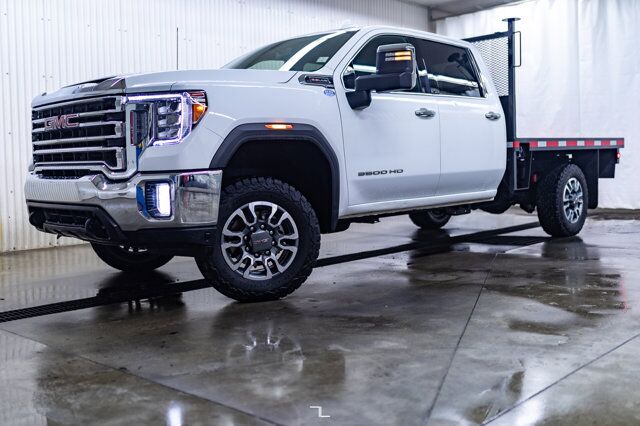 2022 GMC Sierra 3500HD 4x4 Crew Cab SLT Deck Leather BCam Red Deer AB