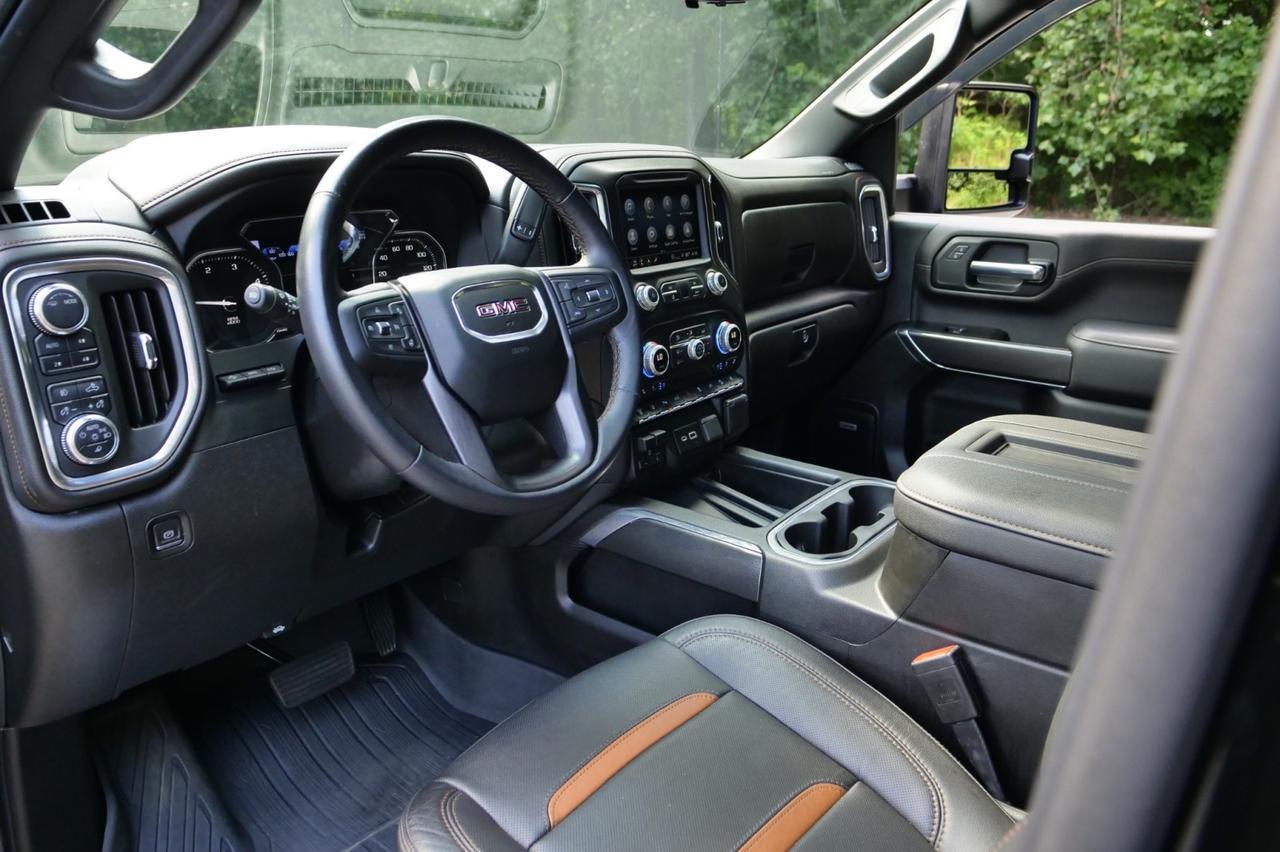 2022 GMC Sierra 3500HD AT4 4x4 / Duramax Turbo Diesel / Technology Package! Lincolnton NC