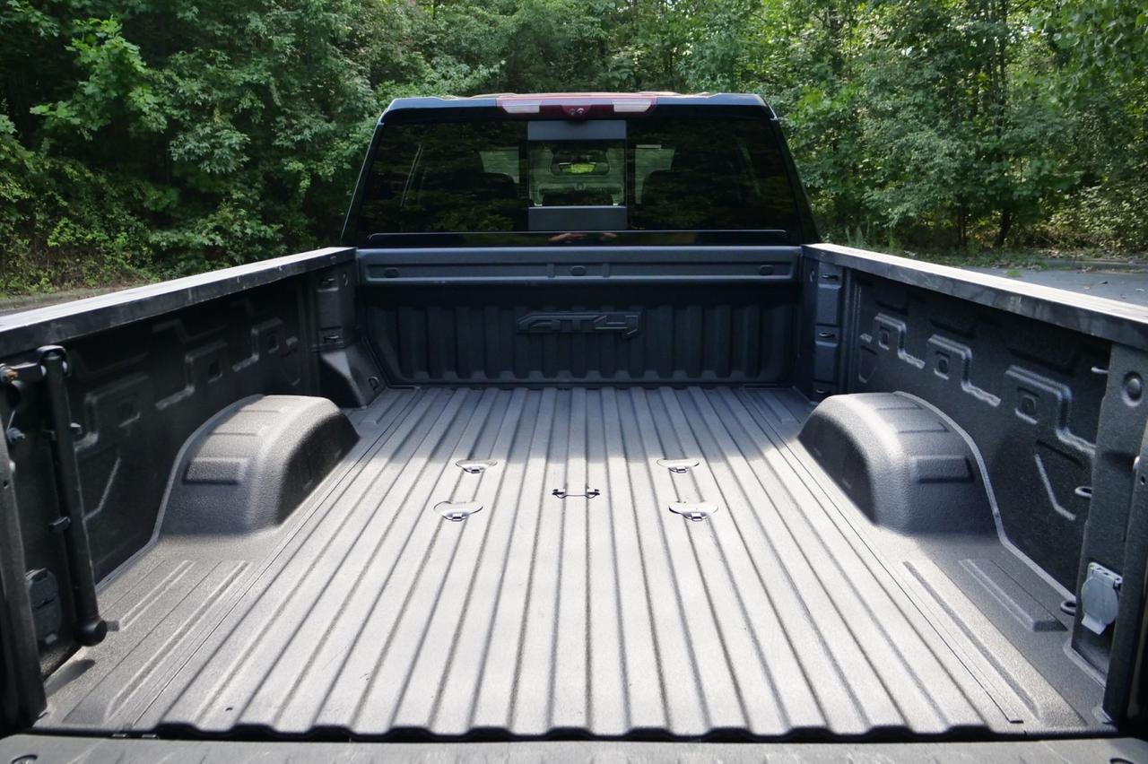 2022 GMC Sierra 3500HD AT4 4x4 / Duramax Turbo Diesel / Technology Package! Lincolnton NC