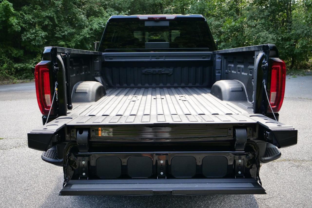 2022 GMC Sierra 3500HD AT4 4x4 / Duramax Turbo Diesel / Technology Package! Lincolnton NC