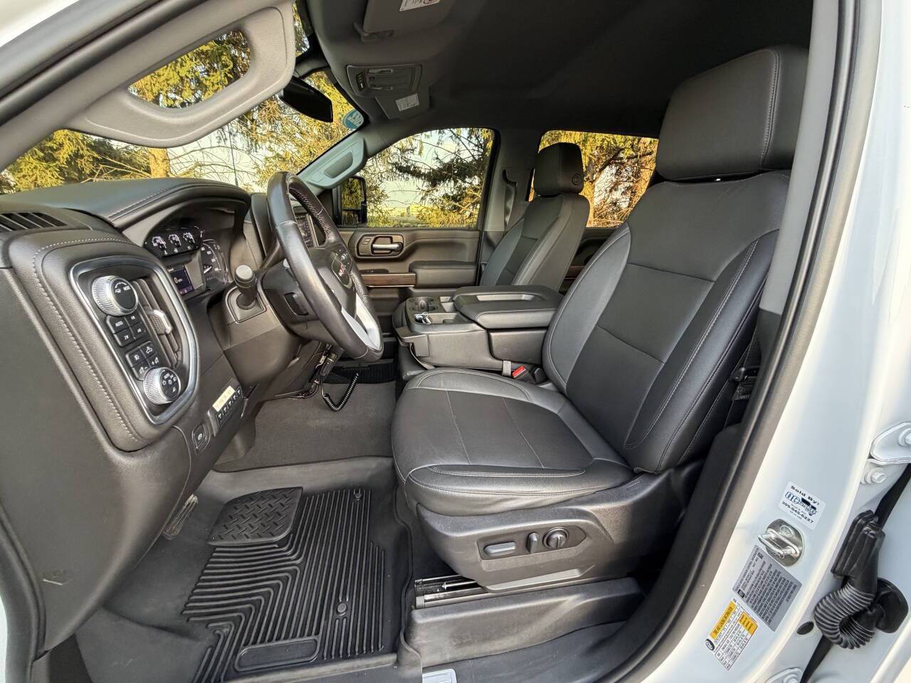 2022 GMC Sierra 3500HD SLT 4x4 4dr Crew Cab LB DRW Eldridge IA