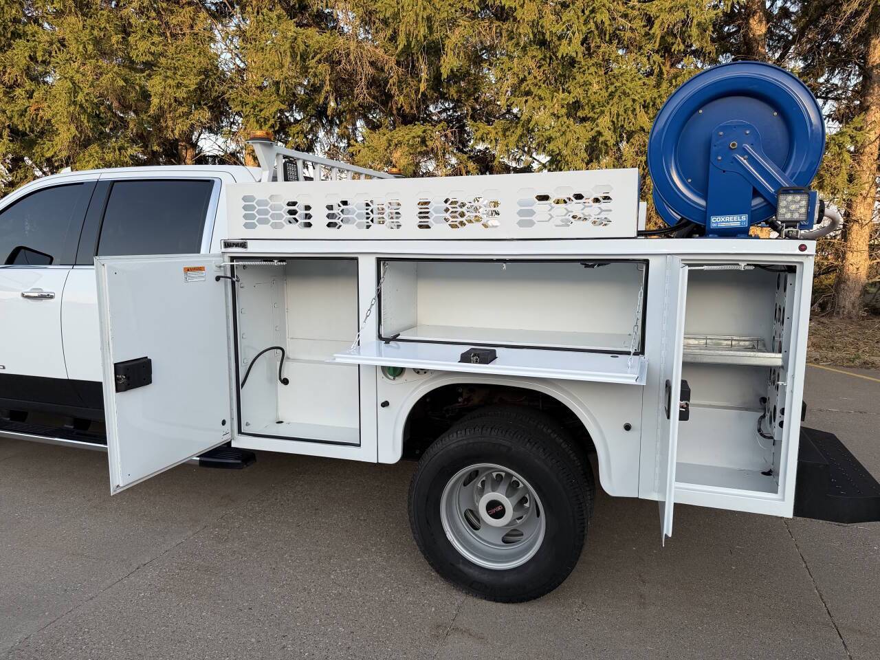 2022 GMC Sierra 3500HD SLT 4x4 4dr Crew Cab LB DRW Eldridge IA