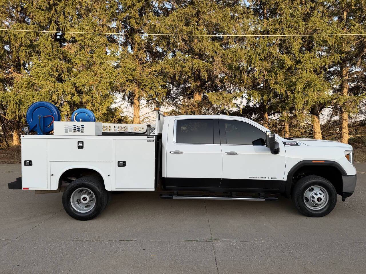 2022 GMC Sierra 3500HD SLT 4x4 4dr Crew Cab LB DRW Eldridge IA