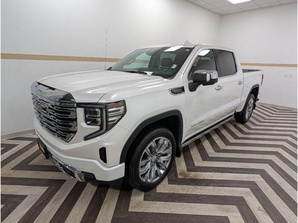 2022 GMC Sierra Denali Gasoline