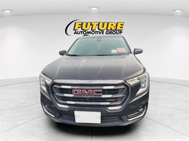 2022 GMC Terrain AT4