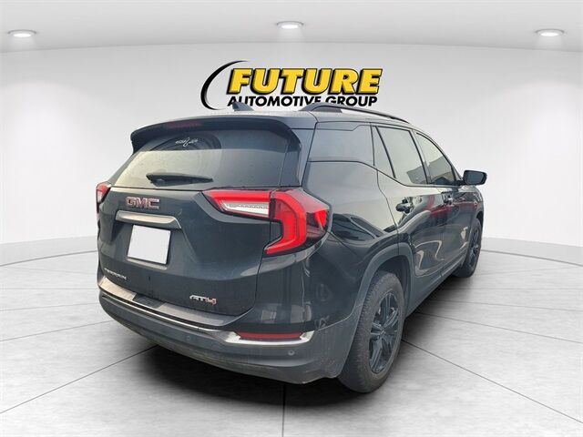 2022 GMC Terrain AT4