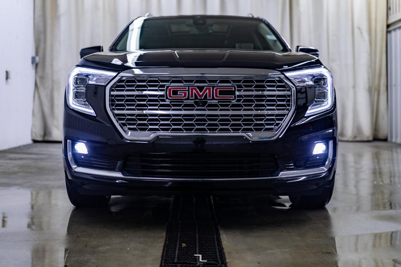 2022 GMC Terrain AWD Denali Leather Roof Nav Red Deer AB