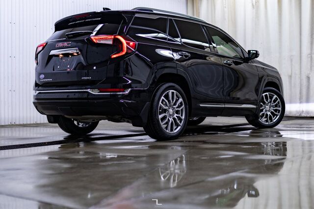2022 GMC Terrain AWD Denali Leather Roof Nav Red Deer AB