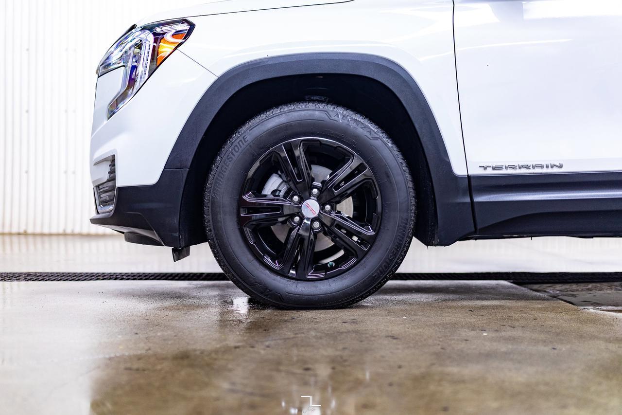 2022 GMC Terrain AWD SLE Nav Roof BCam Red Deer AB