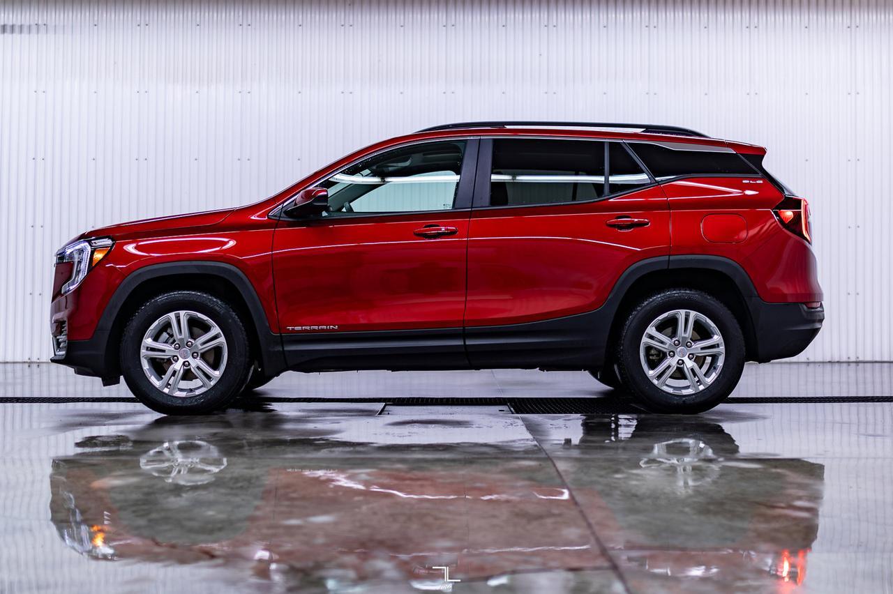 2022 GMC Terrain AWD SLE Nav Roof BCam Red Deer AB