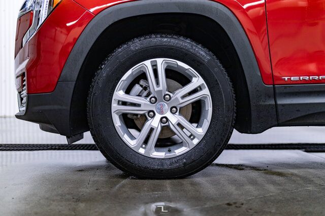 2022 GMC Terrain AWD SLE Nav Roof BCam Red Deer AB