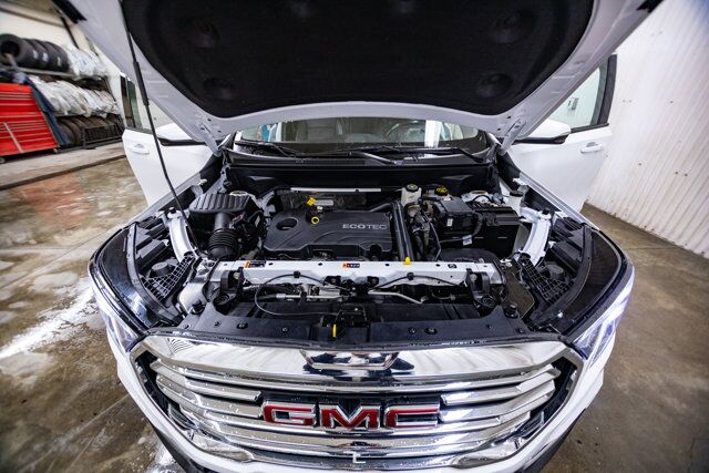 2022 GMC Terrain AWD SLT Leather Roof Nav BCam Red Deer AB