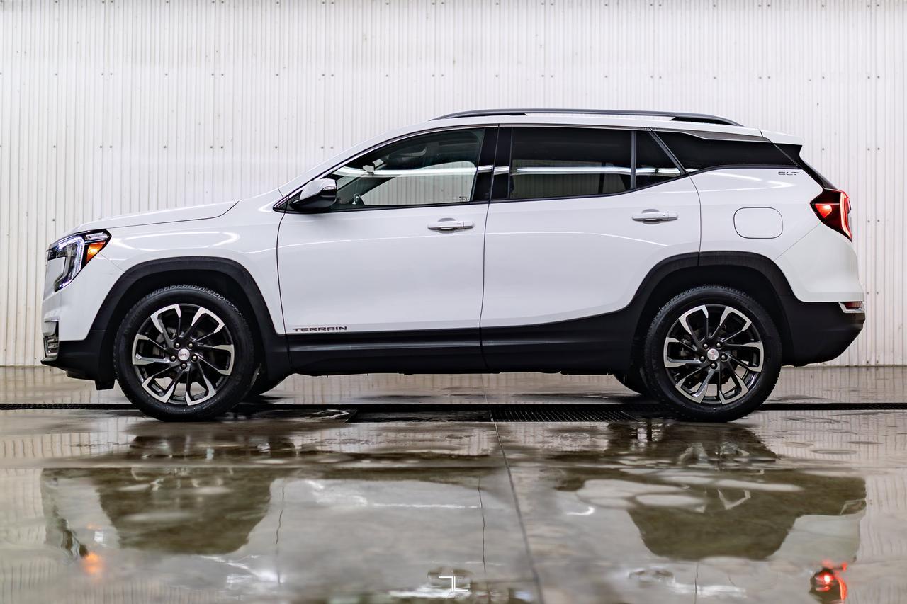 2022 GMC Terrain AWD SLT Leather Roof Nav BCam Red Deer AB