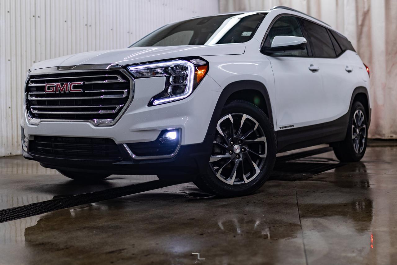 2022 GMC Terrain AWD SLT Leather Roof Nav BCam Red Deer AB