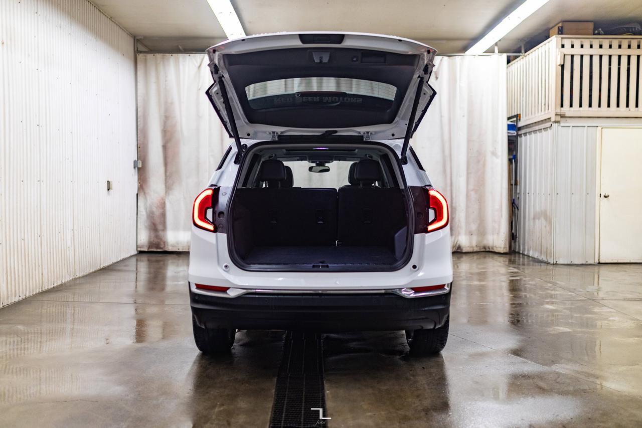 2022 GMC Terrain AWD SLT Leather Roof Nav BCam Red Deer AB