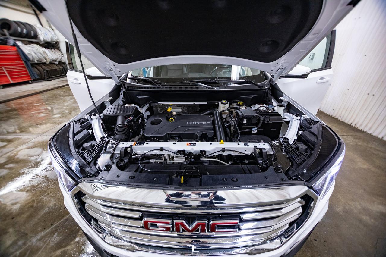 2022 GMC Terrain AWD SLT Leather Roof Nav BCam Red Deer AB