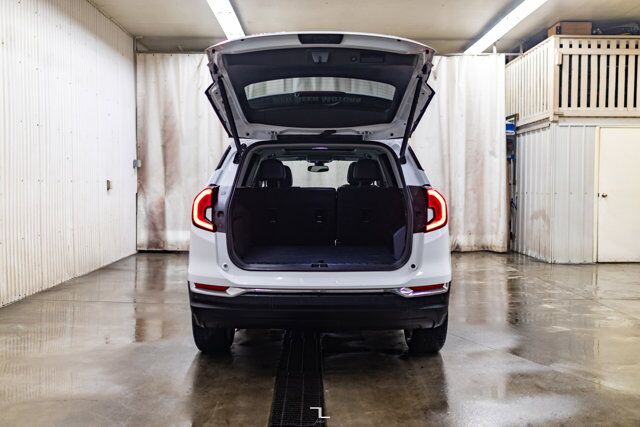 2022 GMC Terrain AWD SLT Leather Roof Nav BCam Red Deer AB