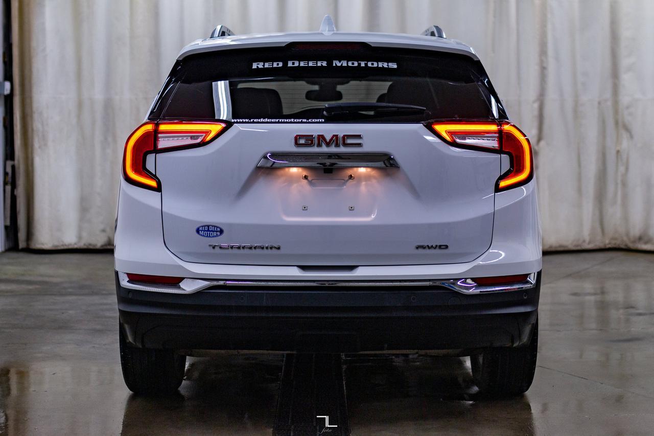 2022 GMC Terrain AWD SLT Leather Roof Nav BCam Red Deer AB