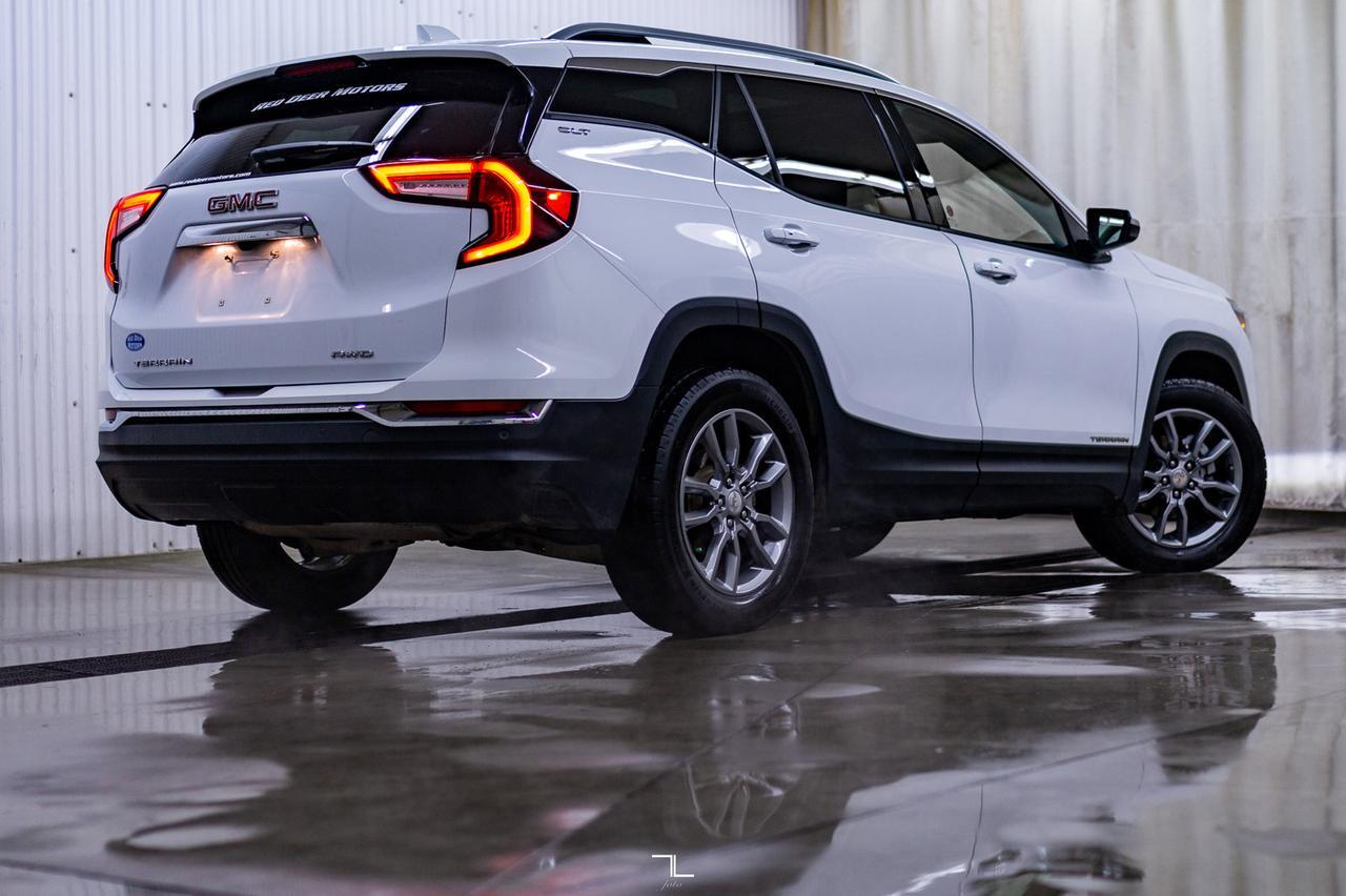 2022 GMC Terrain AWD SLT Leather Roof Nav BCam Red Deer AB