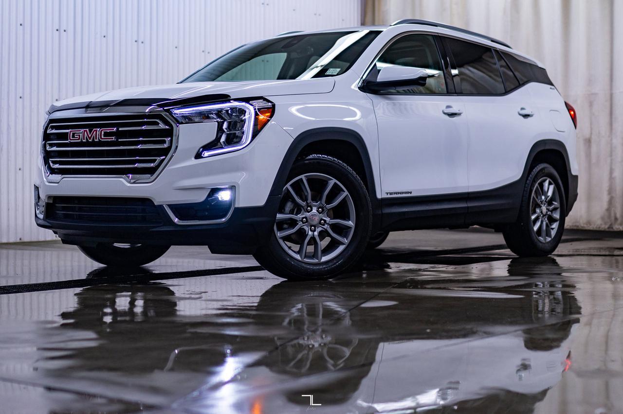 2022 GMC Terrain AWD SLT Leather Roof Nav BCam Red Deer AB