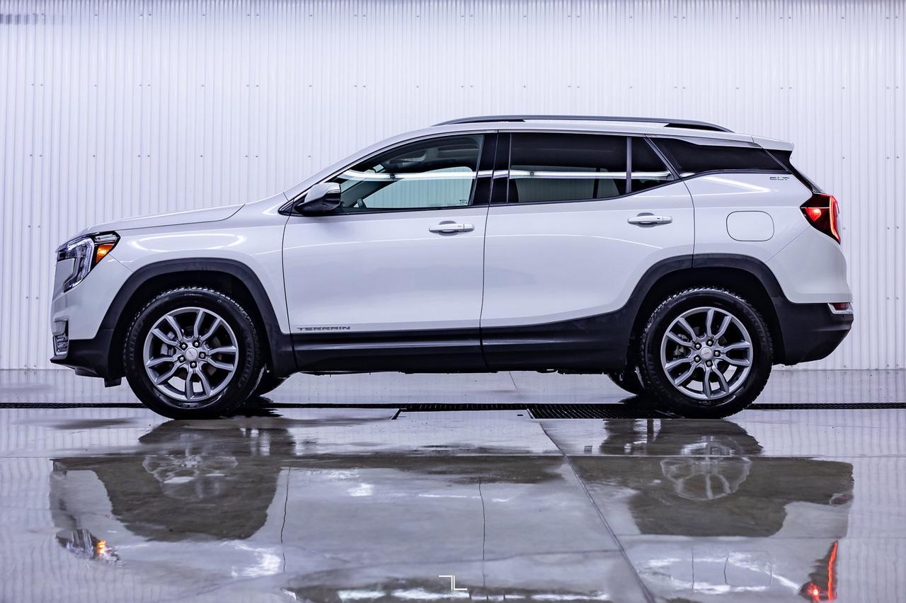 2022 GMC Terrain AWD SLT Leather Roof Nav BCam Red Deer AB