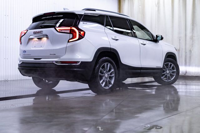 2022 GMC Terrain AWD SLT Leather Roof Nav BCam Red Deer AB